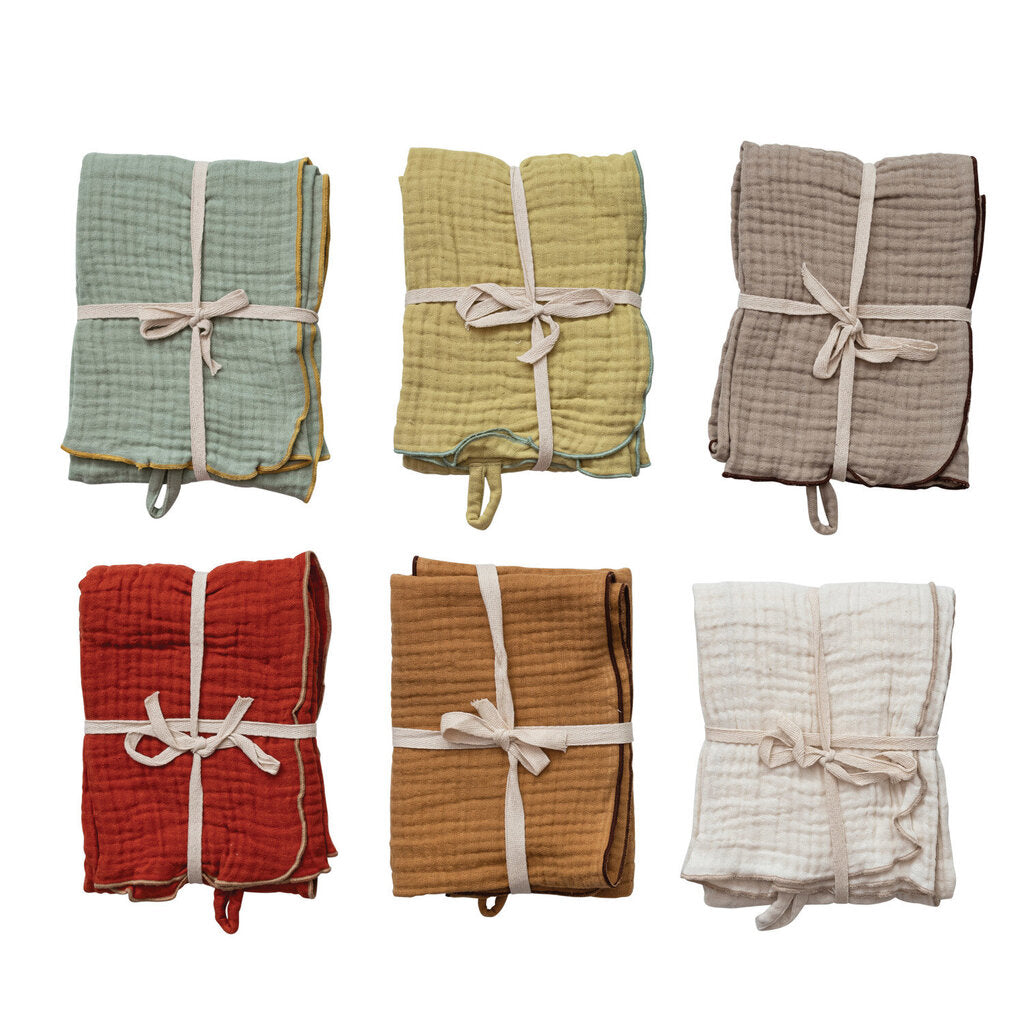 WOVEN COTTON DOUBLE CLOTH TEA TOWEL WITH CONTRAST STITCHED EDGE