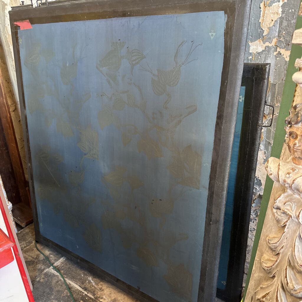 VINTAGE METAL SILK SCREEN