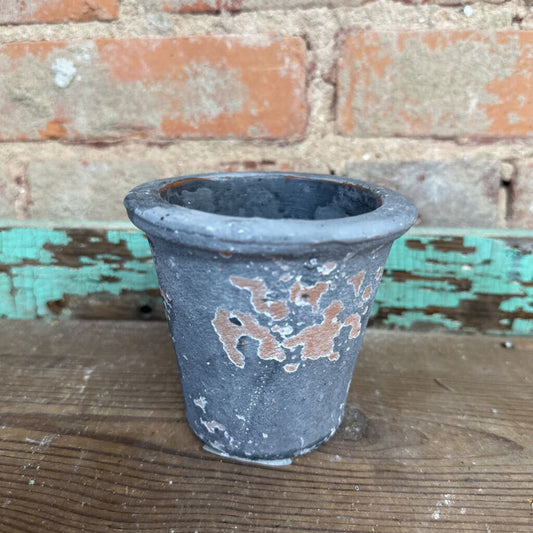 CLAY PLANTER DISTRESSED