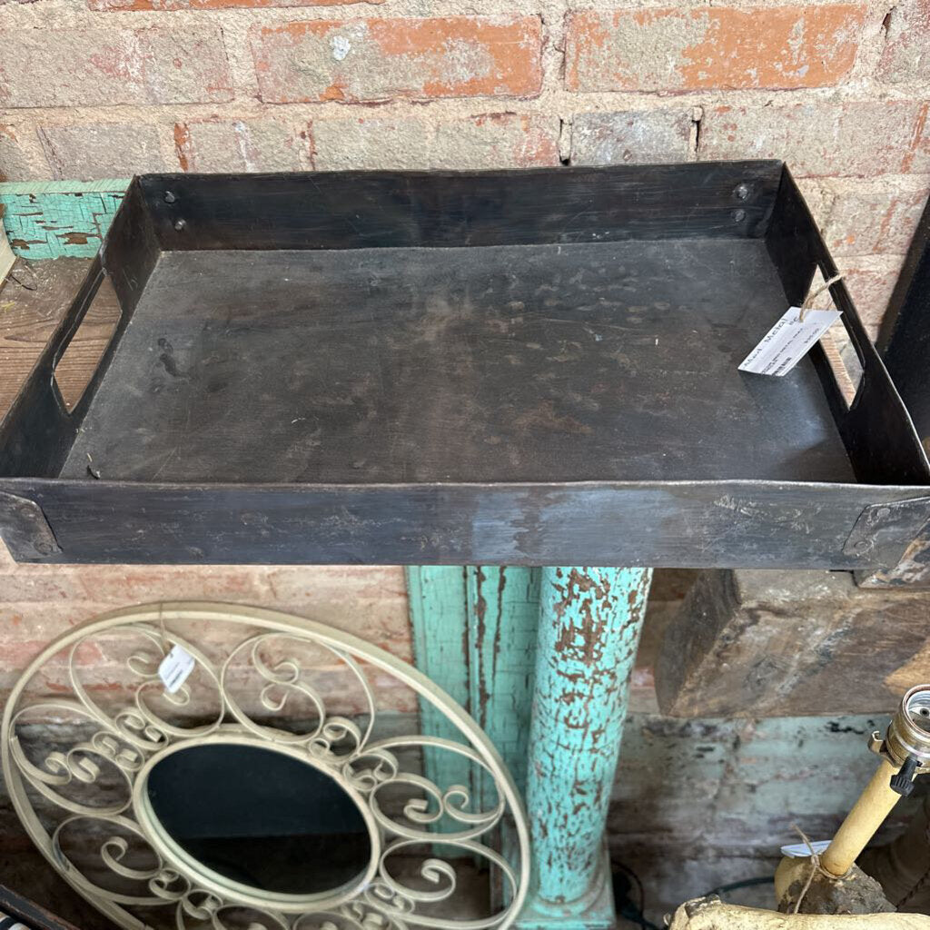 METAL TRAY WITH HANDLES