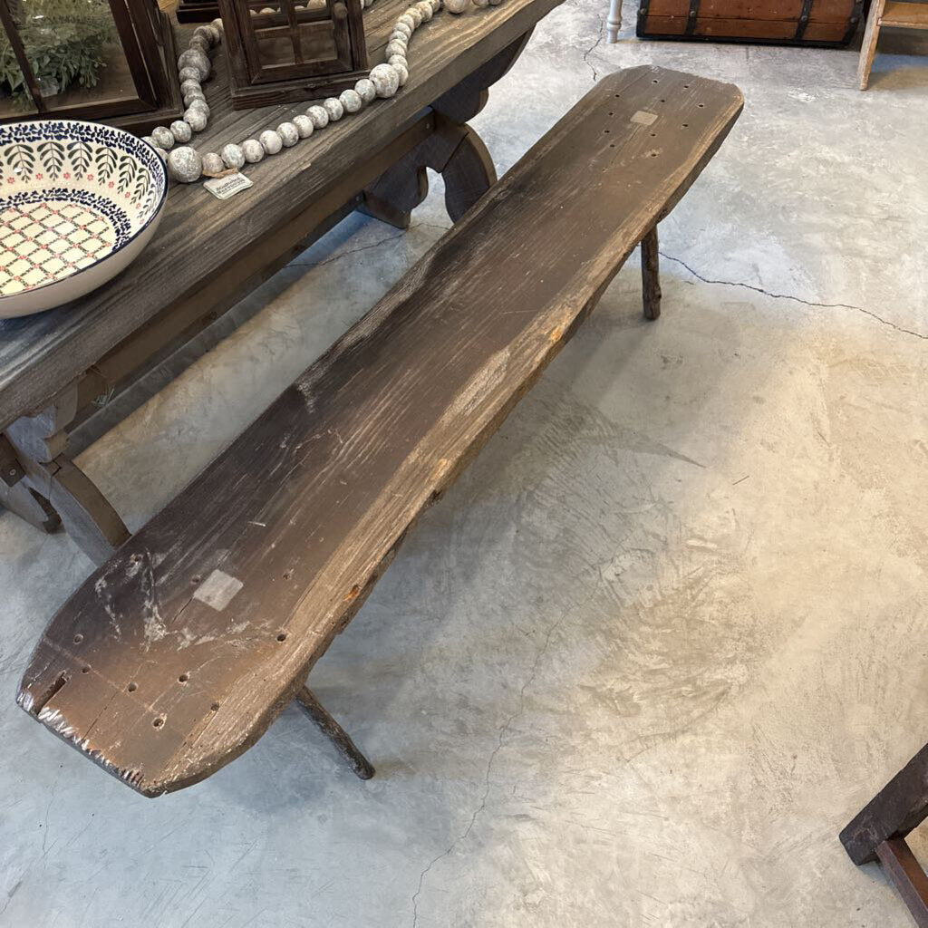 PRIMITIVE WOOD BENCH