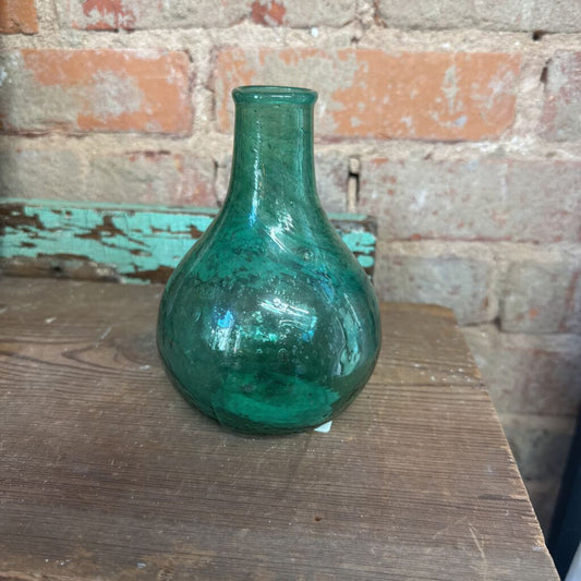 GLASS BUD VASE