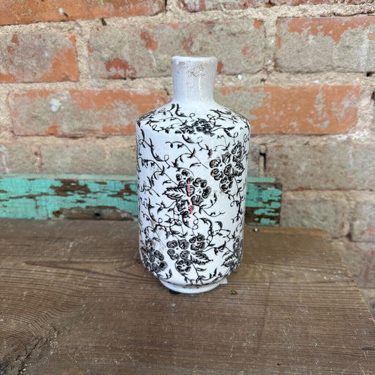 PATTERN TERRA COTTA VASE