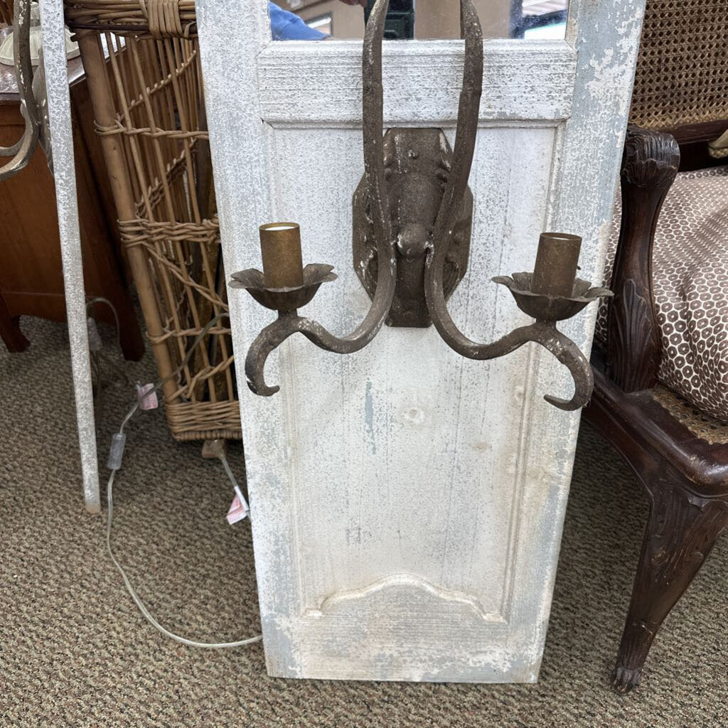MIRRORED WALL SCONCES