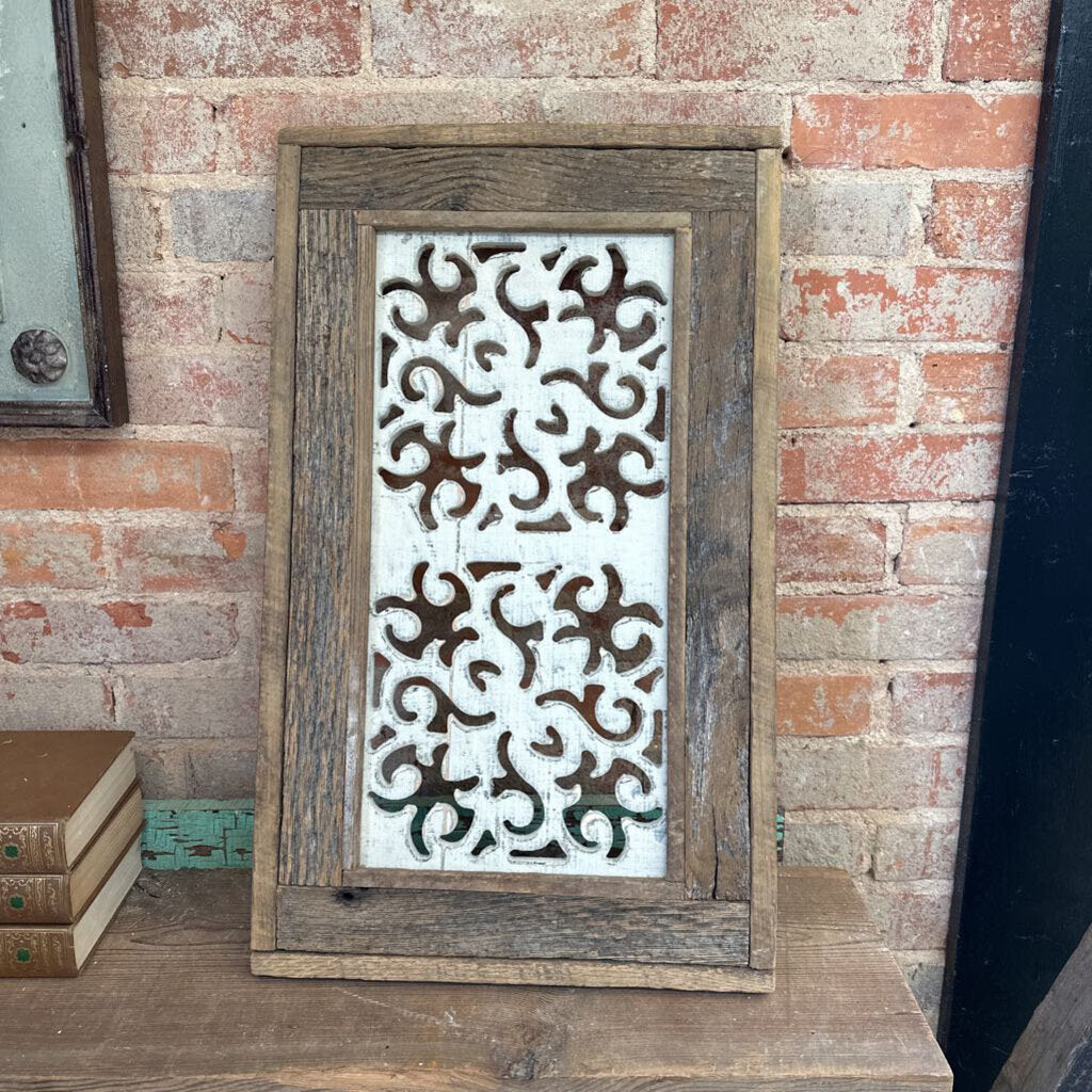 WOOD SCROLL SHUTTER