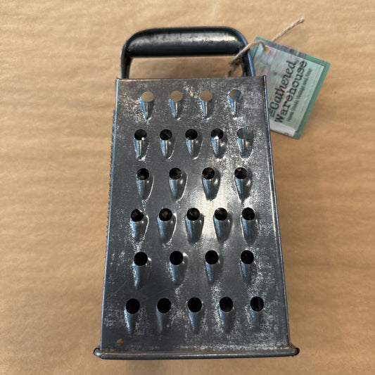 VINTAGE GRATER