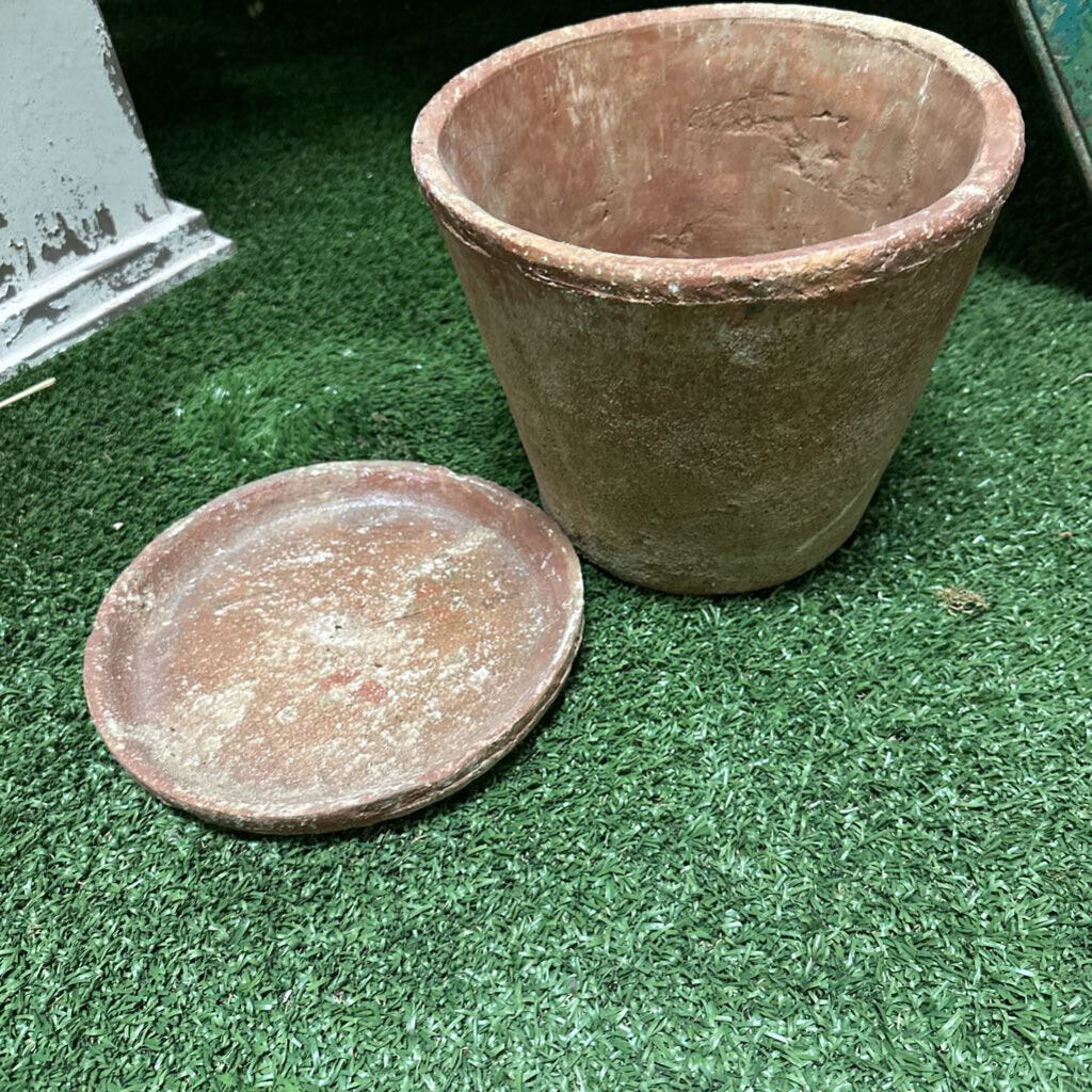 CEMENT PLANTER W/ SAUCER