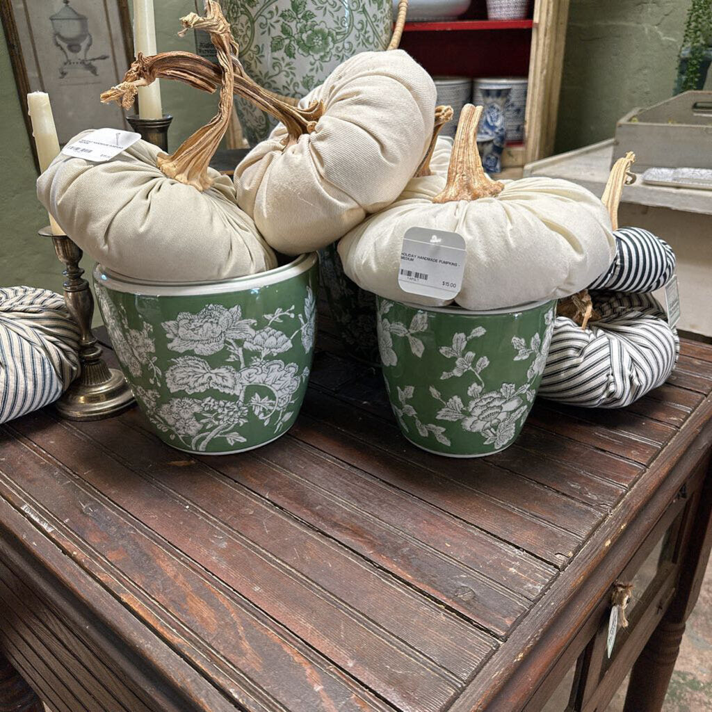 COUNTRYSIDE HAND PAINTED CACHEPOTS