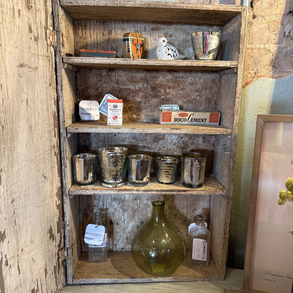 PRIMITIVE CABINET