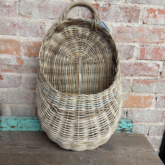 HAND WOVEN WICKER WALL BASKET