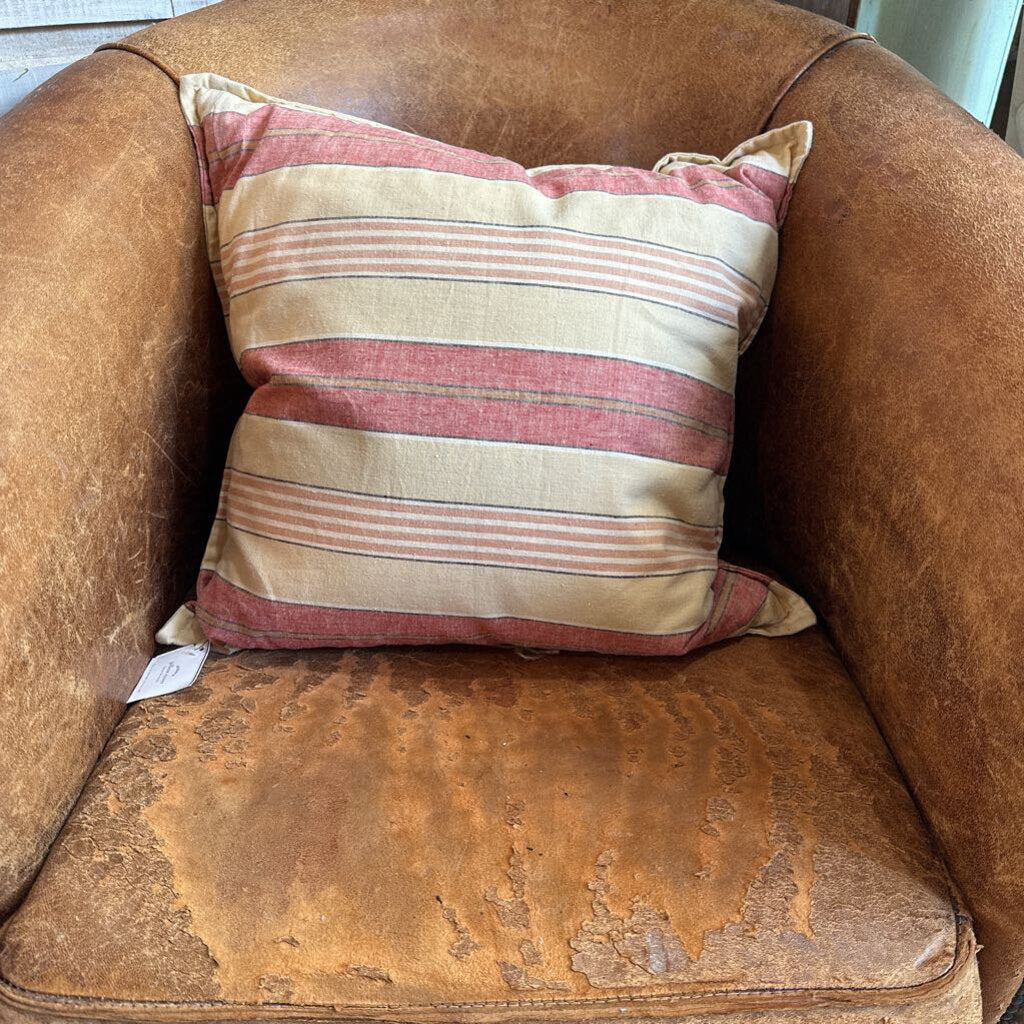 VINTAGE STYLE POTTERY BARN PILLOW