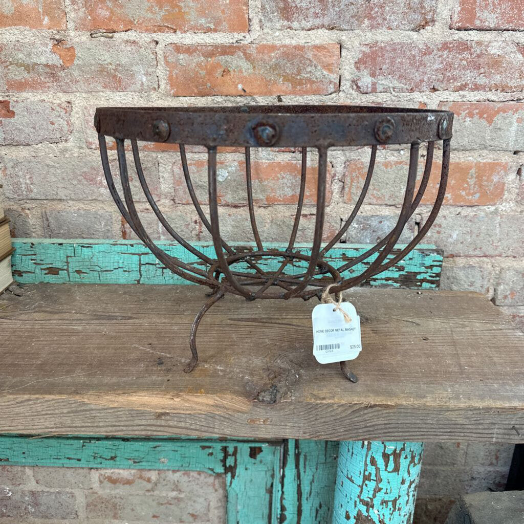 METAL PLANT STAND