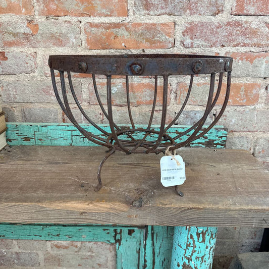 METAL PLANT STAND