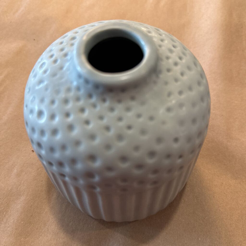 DEBOSSED VASE