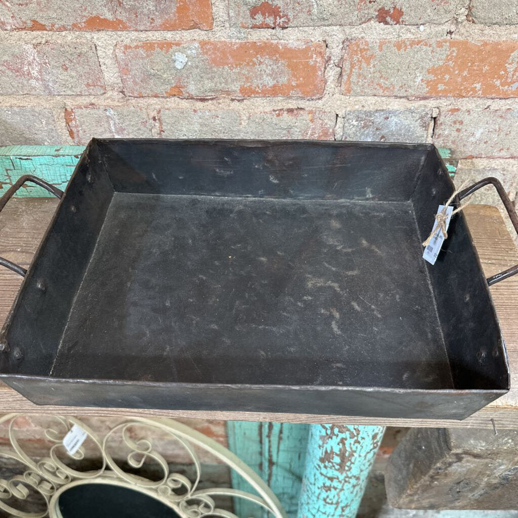 METAL TRAY WITH HANDLES