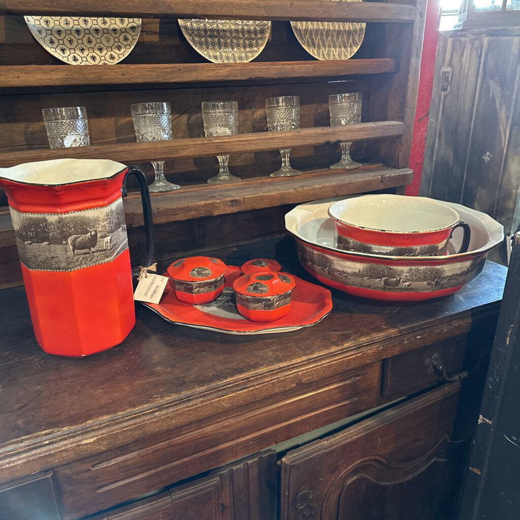 CIRCA 1870 CHAMBER POT SET