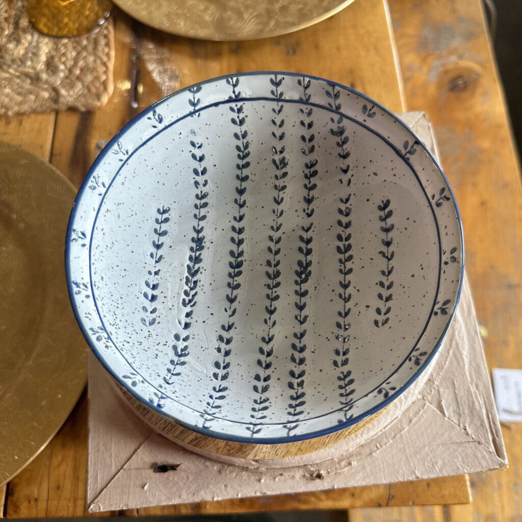 DEBOSSED PATTERN BOWL