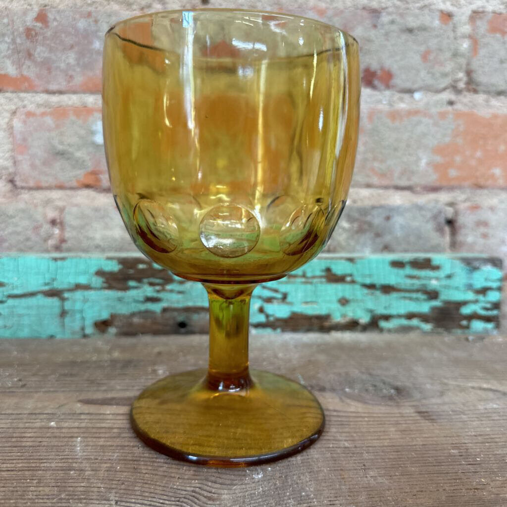 GLASS GOBLETS