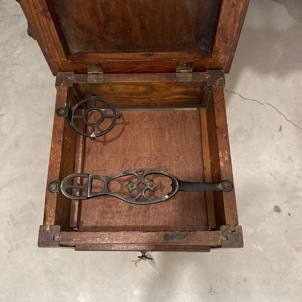 VICTORIAN EMBROIDERED SHOE SHINE BOX