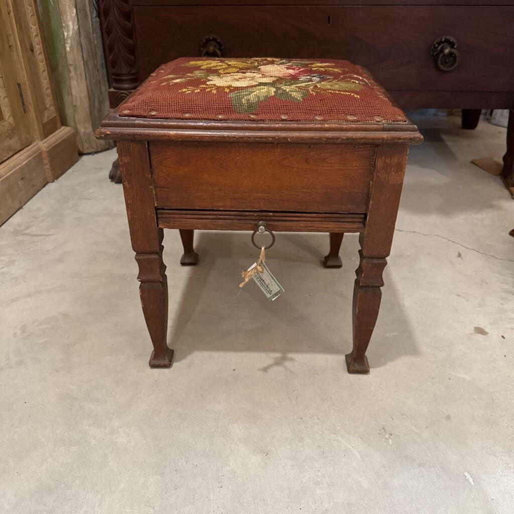 VICTORIAN EMBROIDERED SHOE SHINE BOX