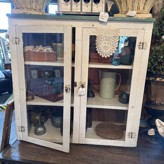 CABINET WITH GLASS DOORS