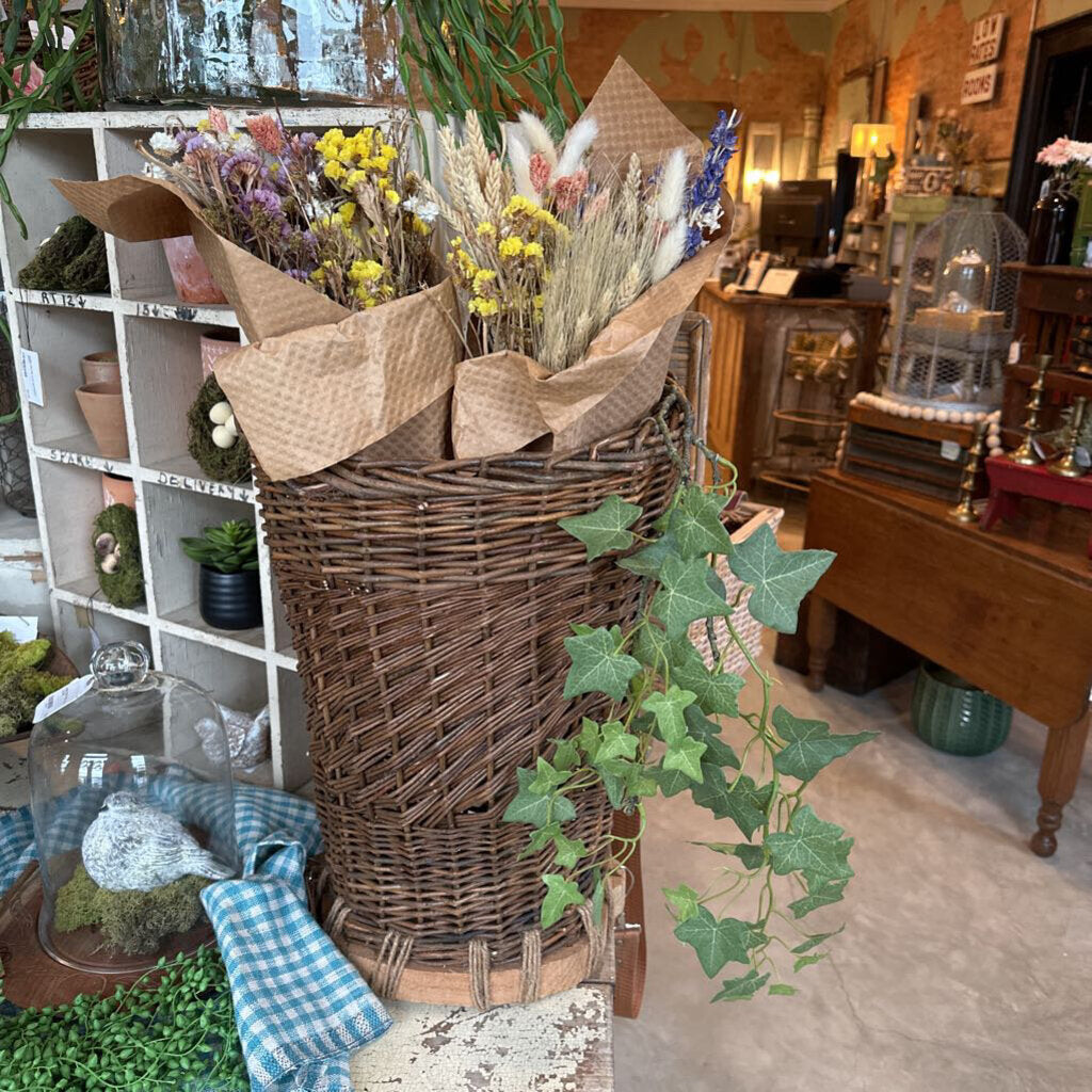 WILLOW PICKING BASKET