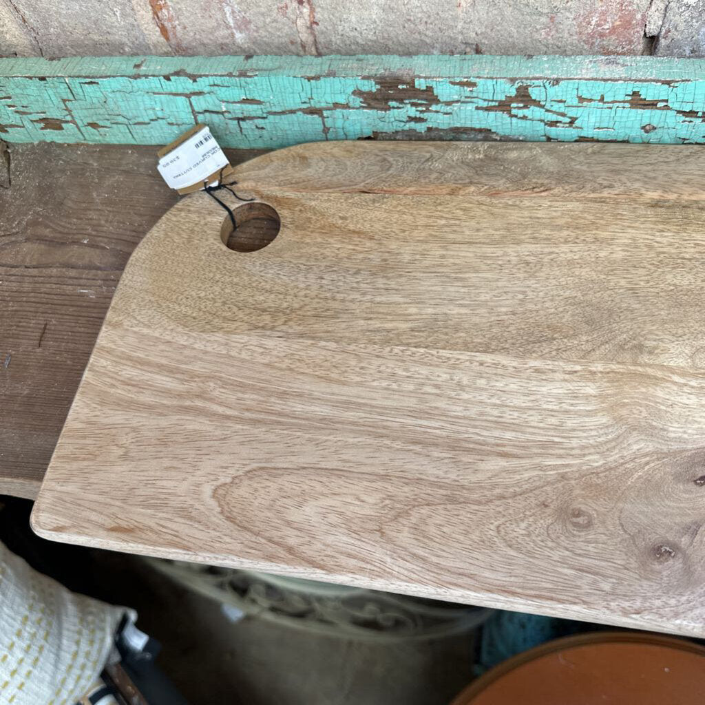 CURVED CUTTING BOARD