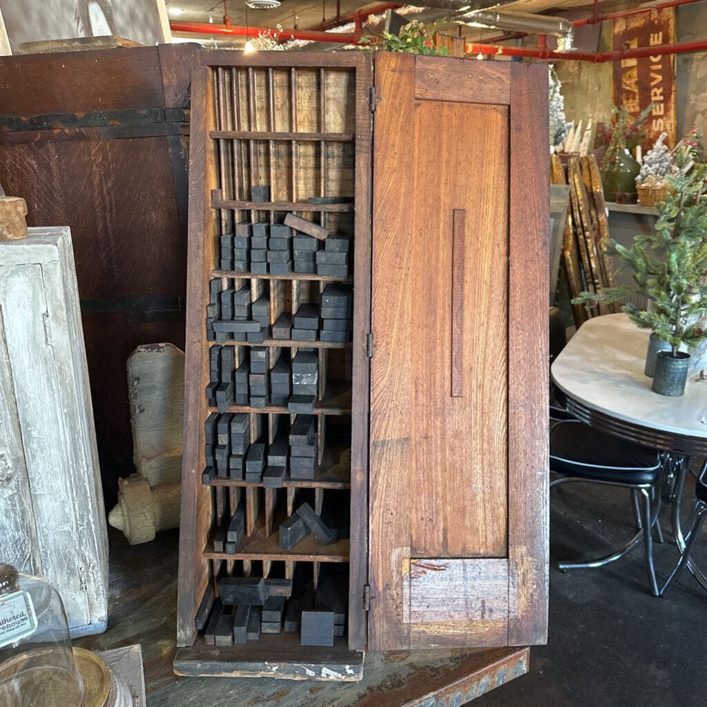 TYPE SET CABINET