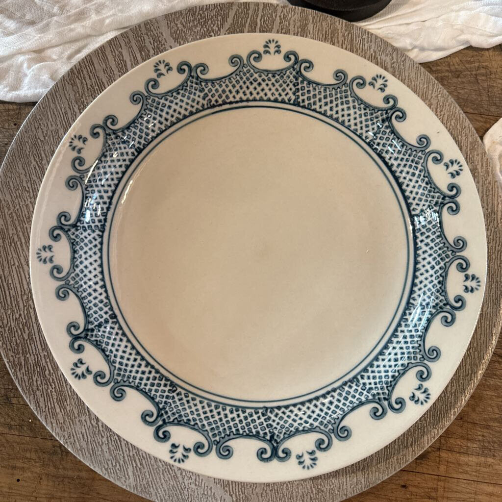 STONEWARE PLATE