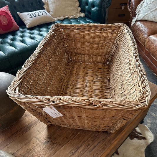 FRENCH GATHERING BASKET