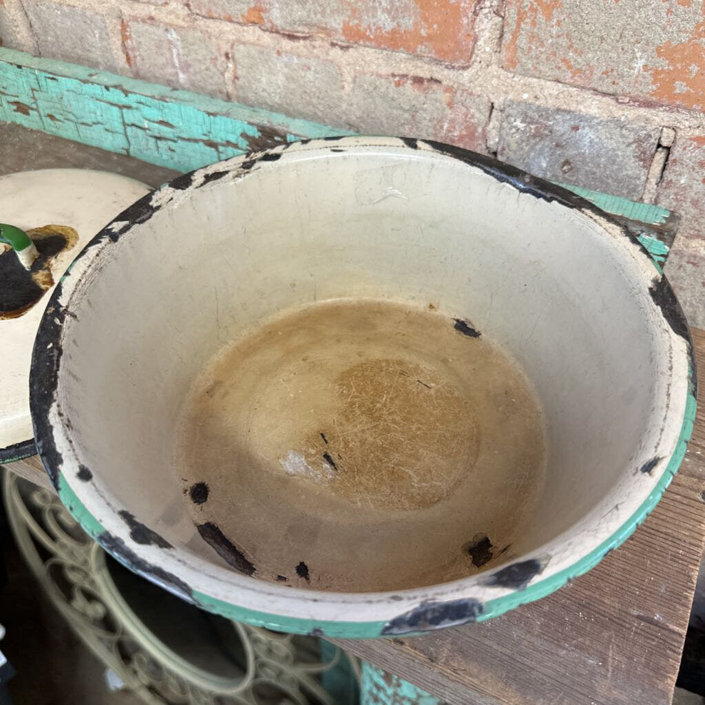 ENAMEL BOWL AND LID