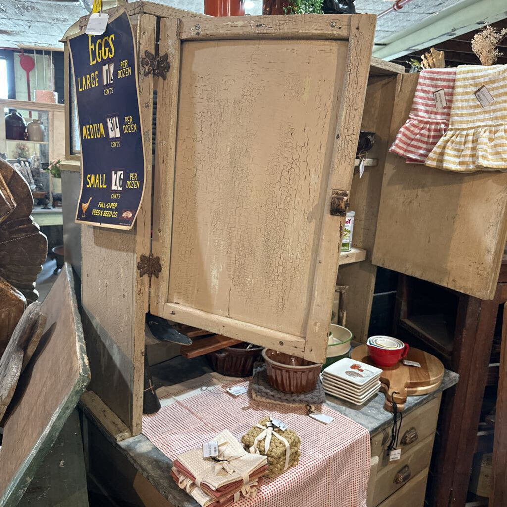 HOOSIER CABINET 2 PIECES