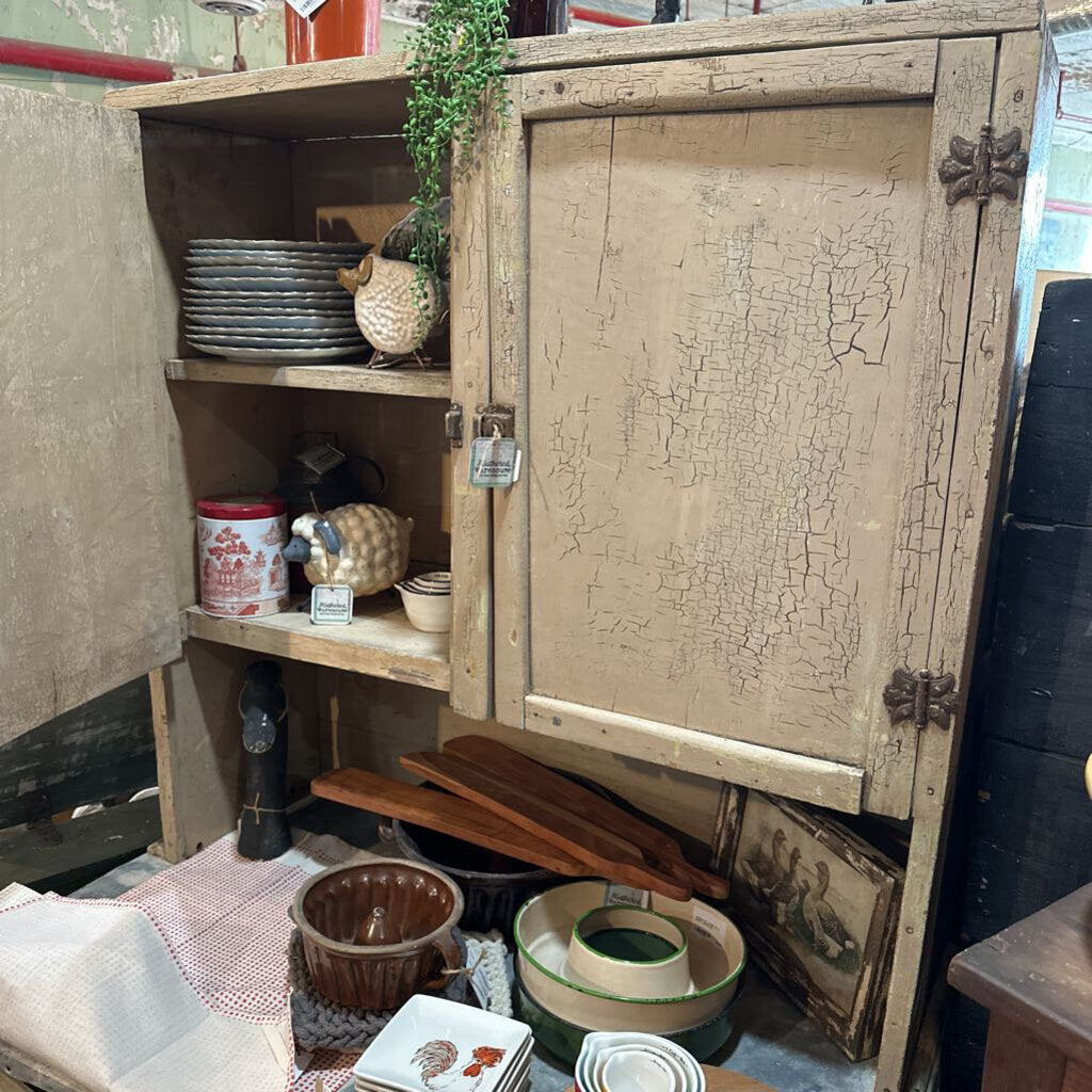 HOOSIER CABINET 2 PIECES