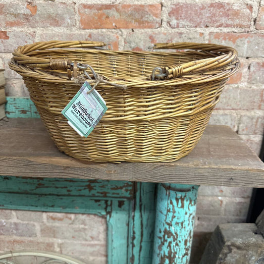 WICKER BASKET WITH HANDLES