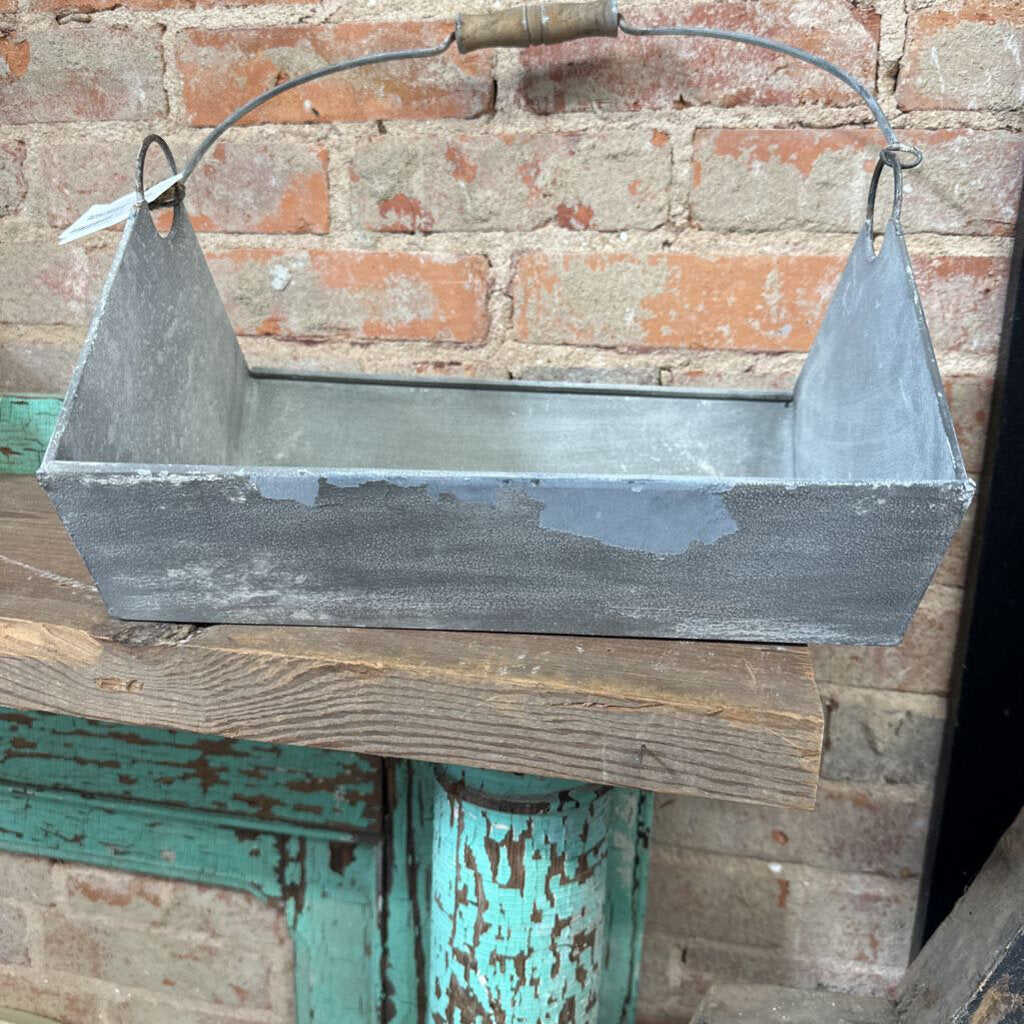 GALVANIZED TROUGH