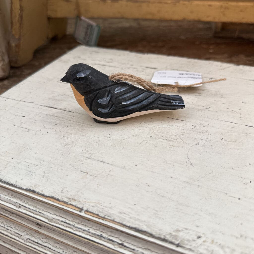 CARVED WOOD BIRD ORNAMENT