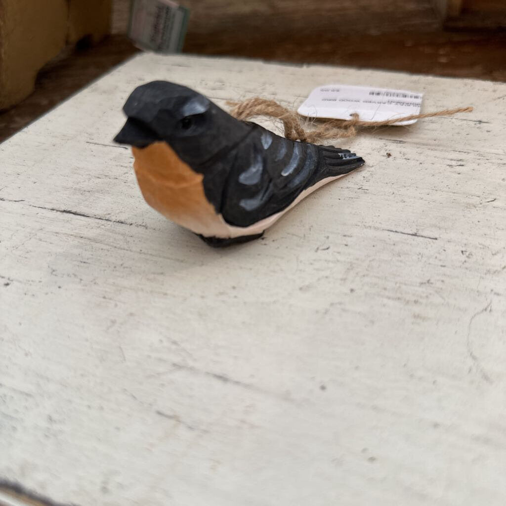 CARVED WOOD BIRD ORNAMENT