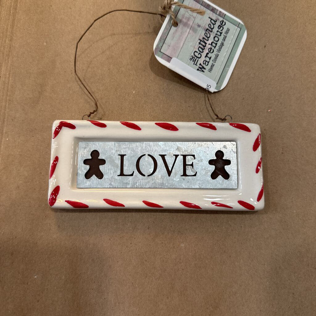 LOVE CERAMIC ORNAMENT