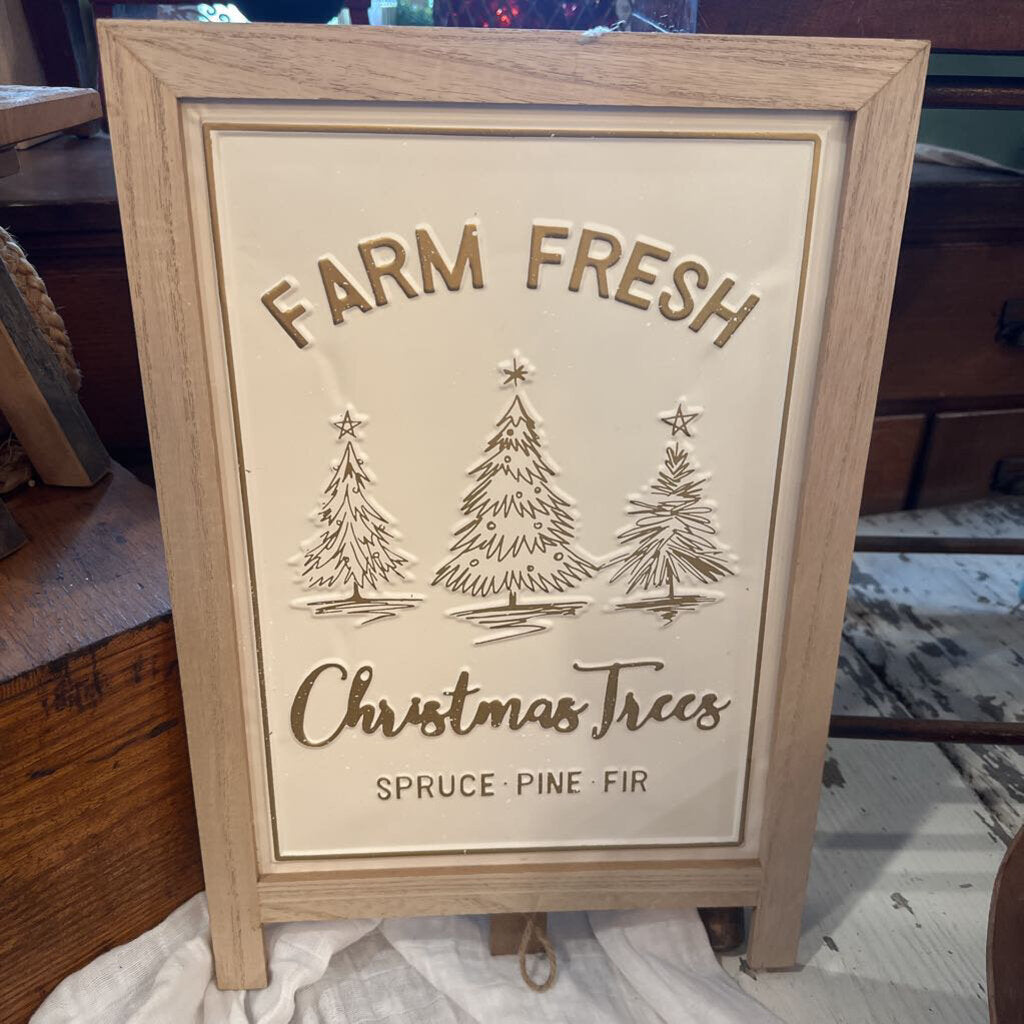 FARM FRESH TREE SIGN