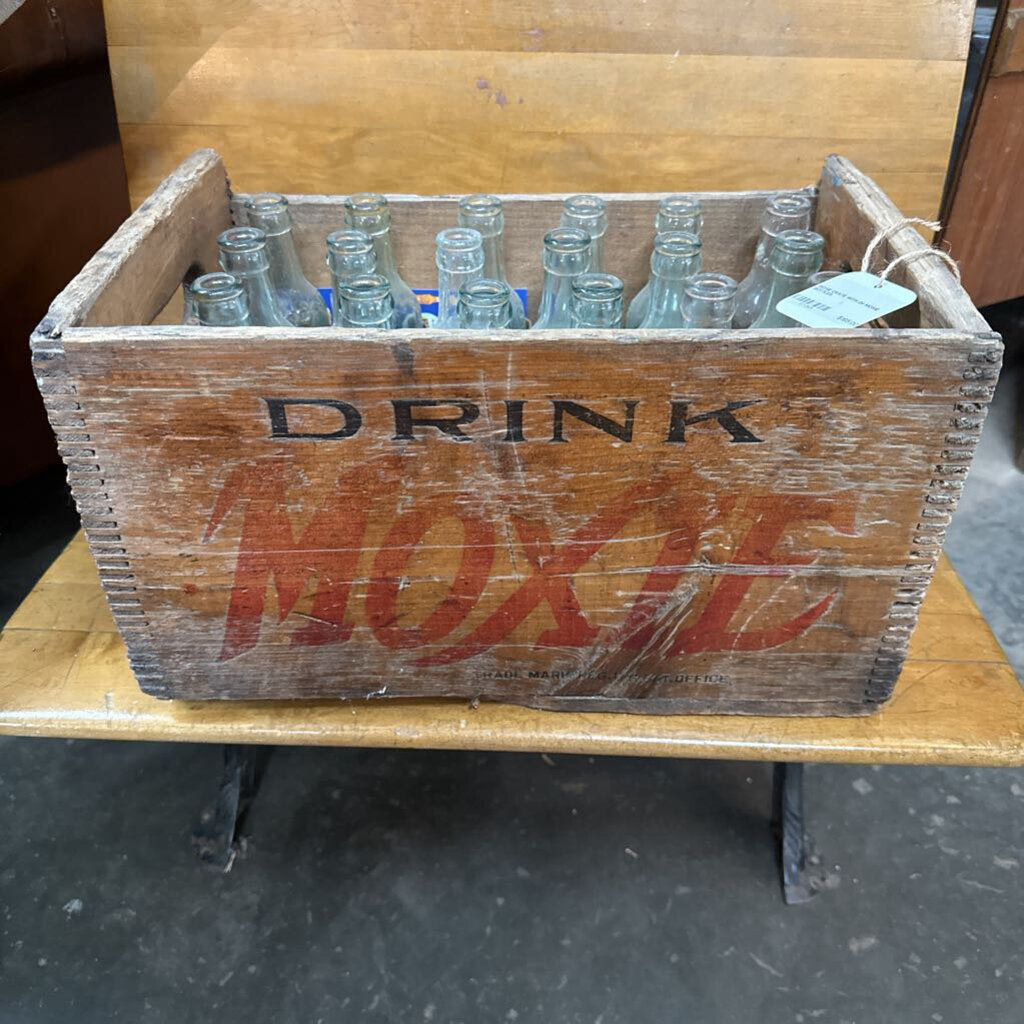 MOXIE CRATE WITH 24 MOXIE BOTTLES