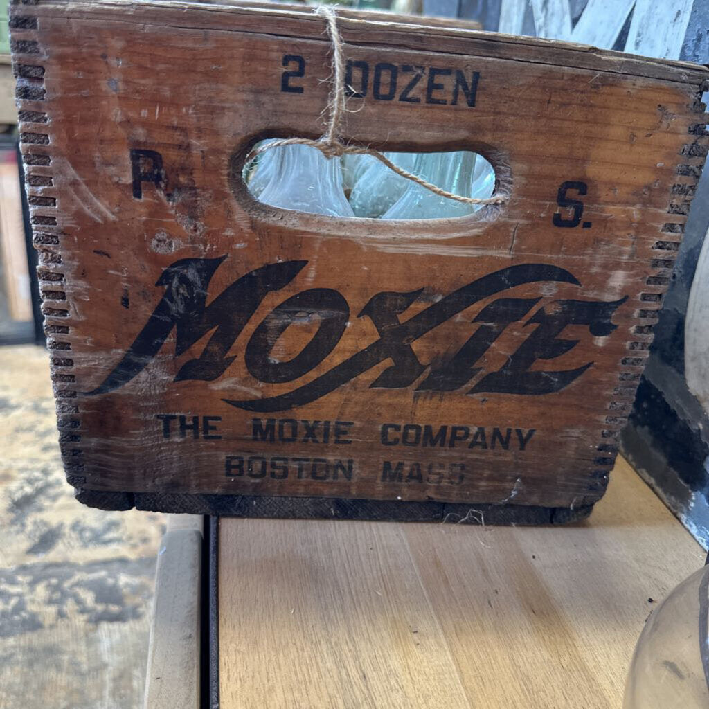 MOXIE CRATE WITH 24 MOXIE BOTTLES