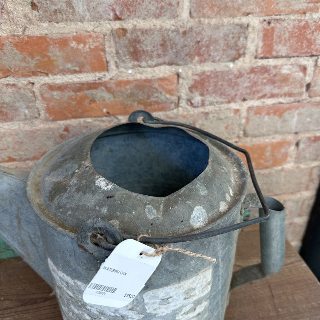 WATERING CAN