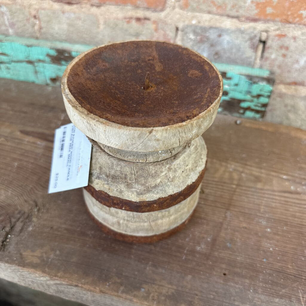 VELA DE MADERA CON BANDAS DE HIERRO VINTAGE INDIA