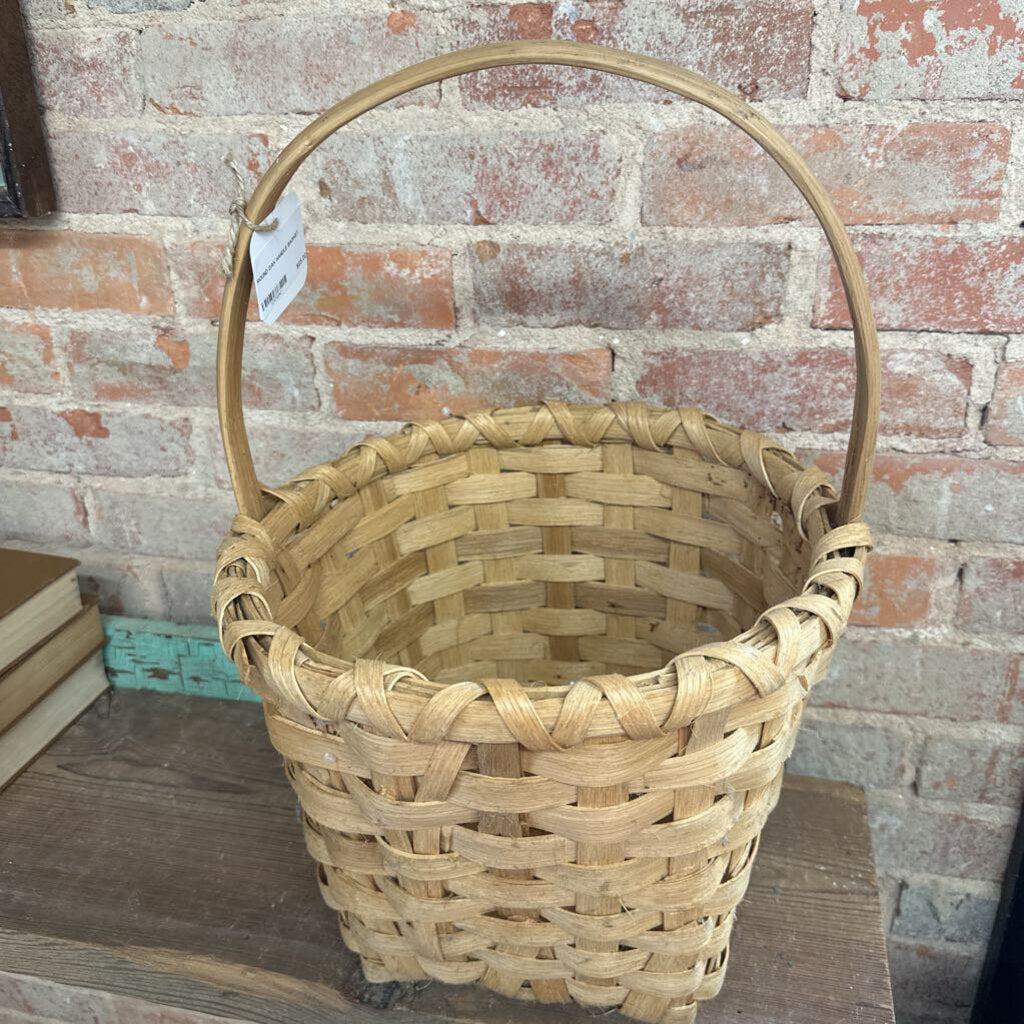 OAK HANDLE BASKET