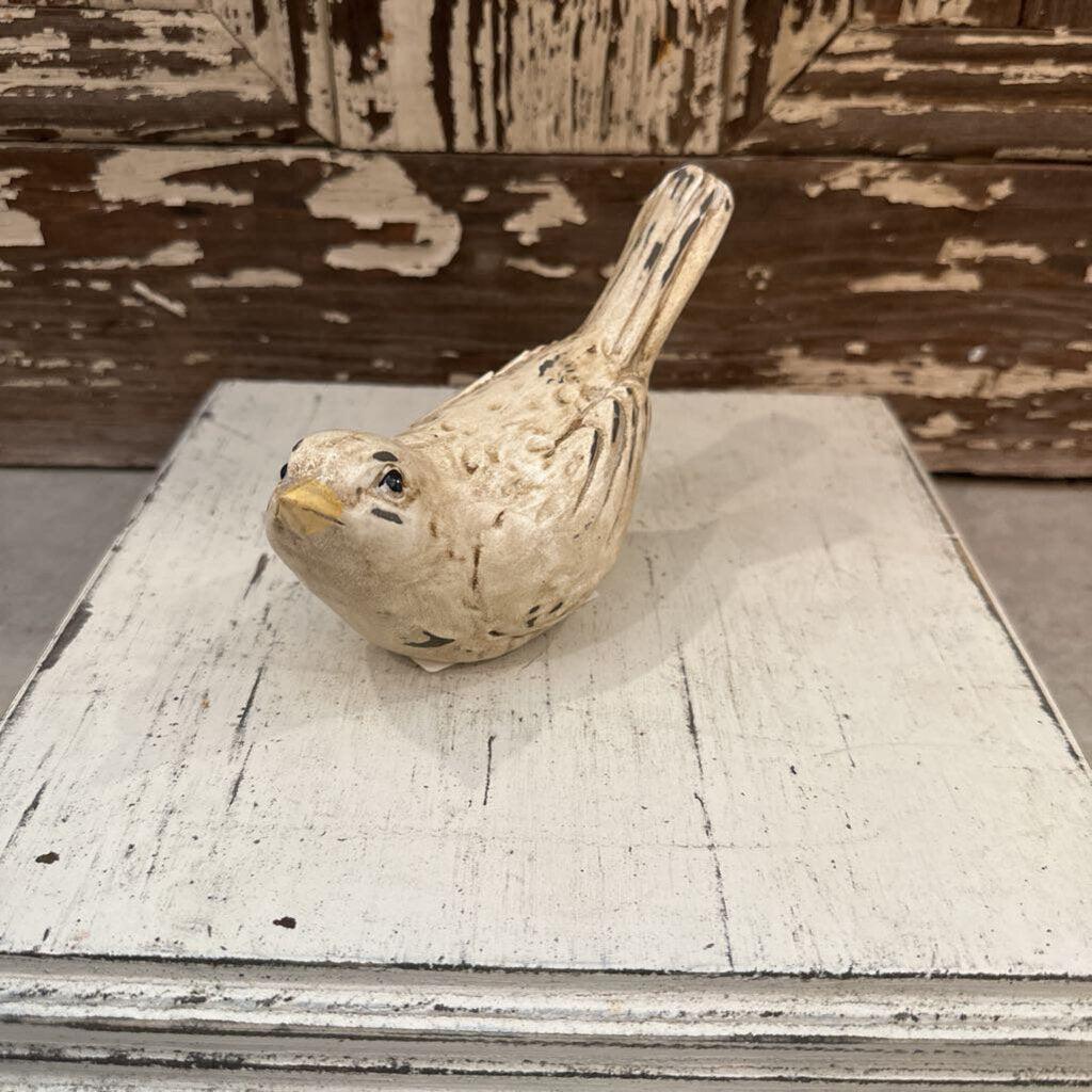 DISTRESSED RESIN BIRD