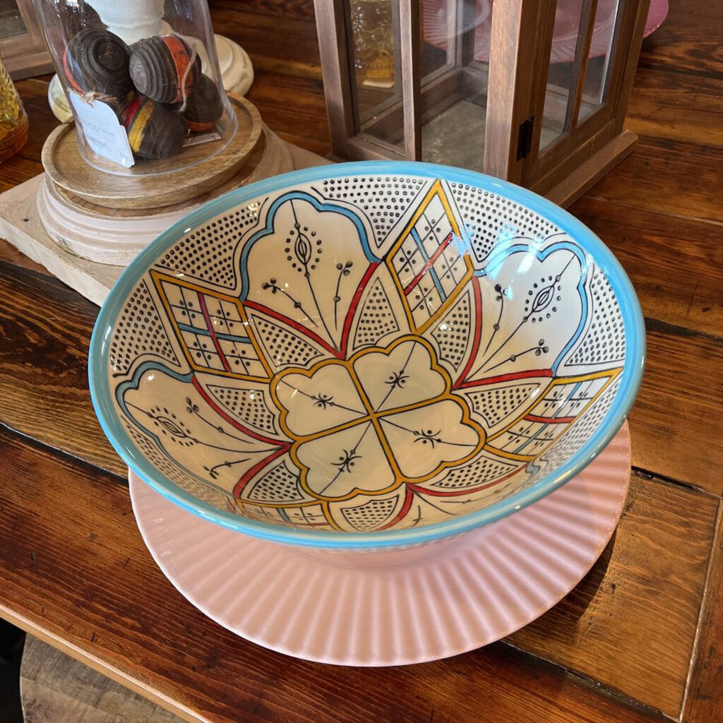 HAND-PAINTED STONEWARE BOWL