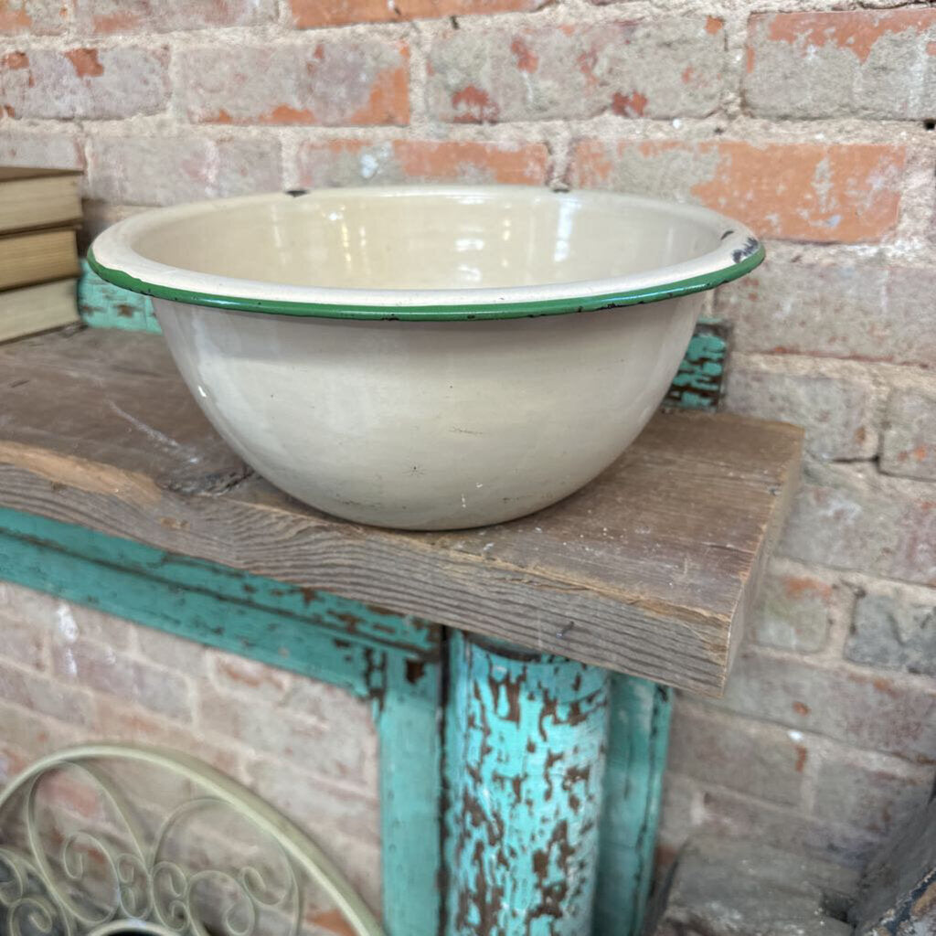 VINTAGE METAL BOWL