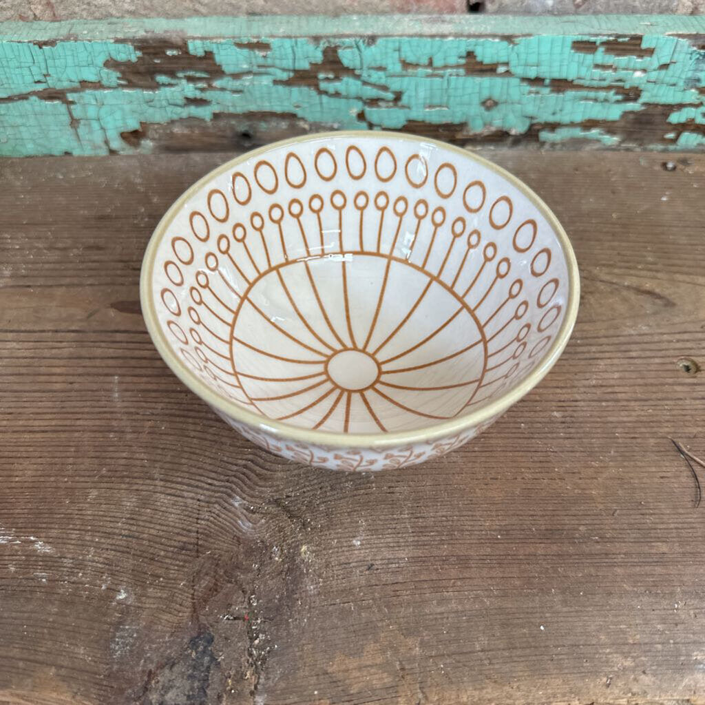 SMALL DECORATIVE BOWL