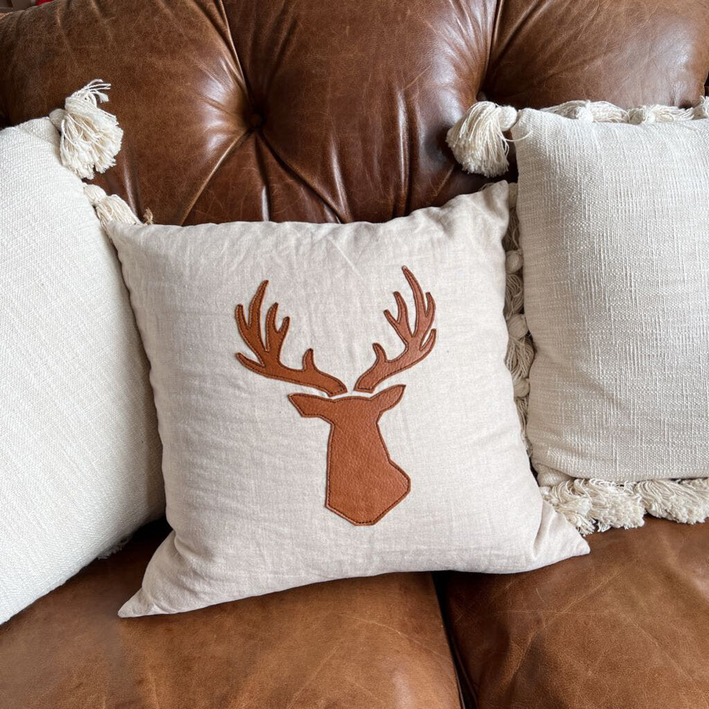 DEER PILLOW