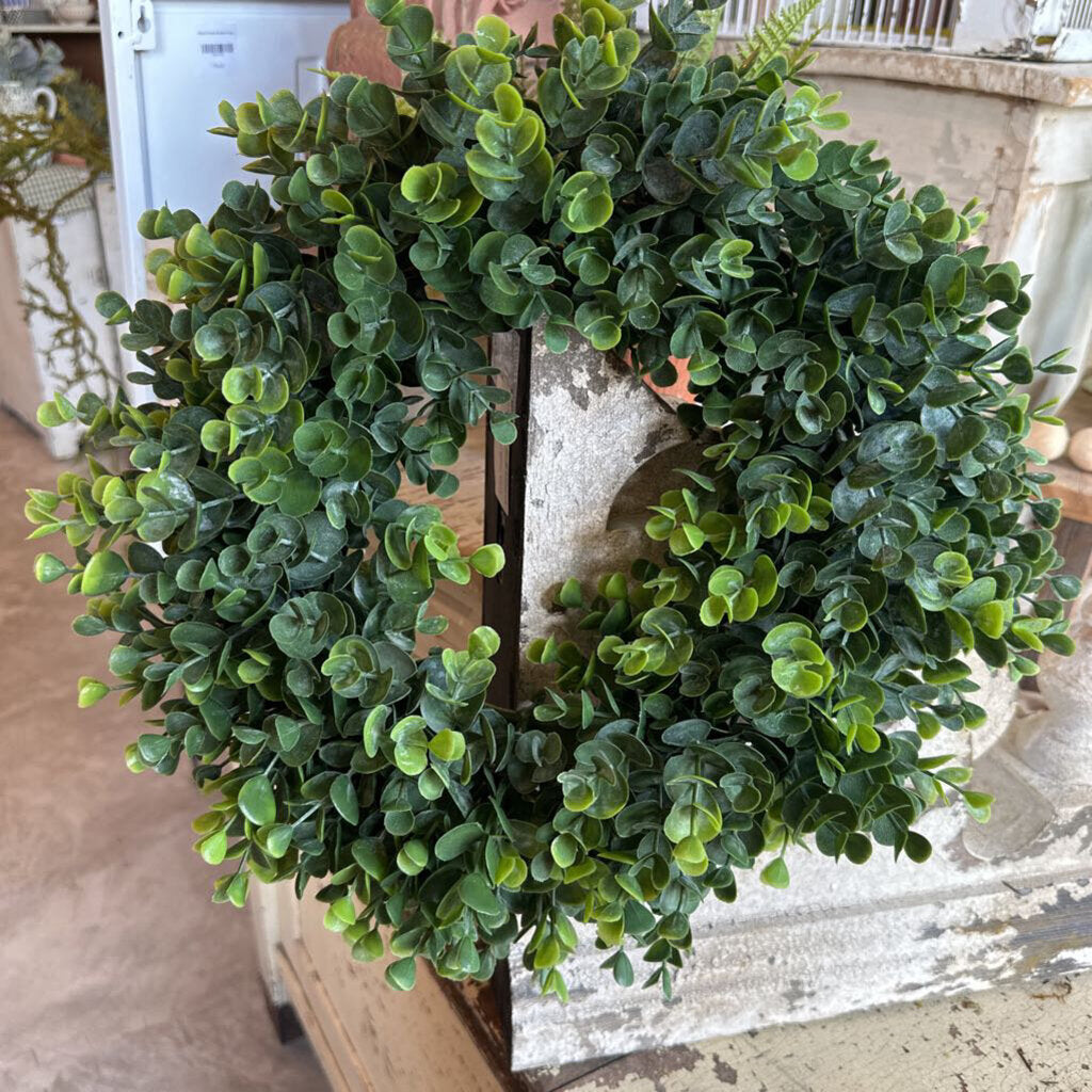 REAL FEEL EUCALYPTUS WREATH